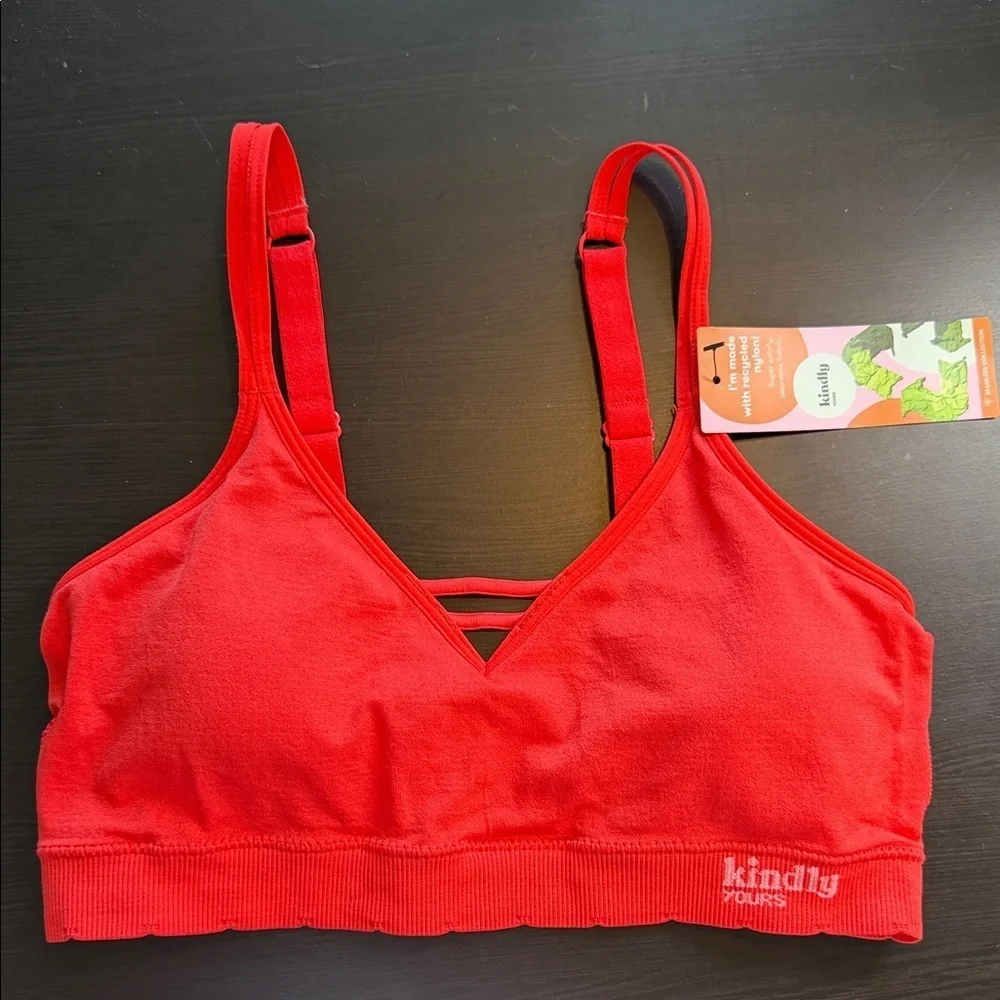 NWT Kindly Yours Women's Sustainable Seamless V-Neck Bralette Red Medium Padded